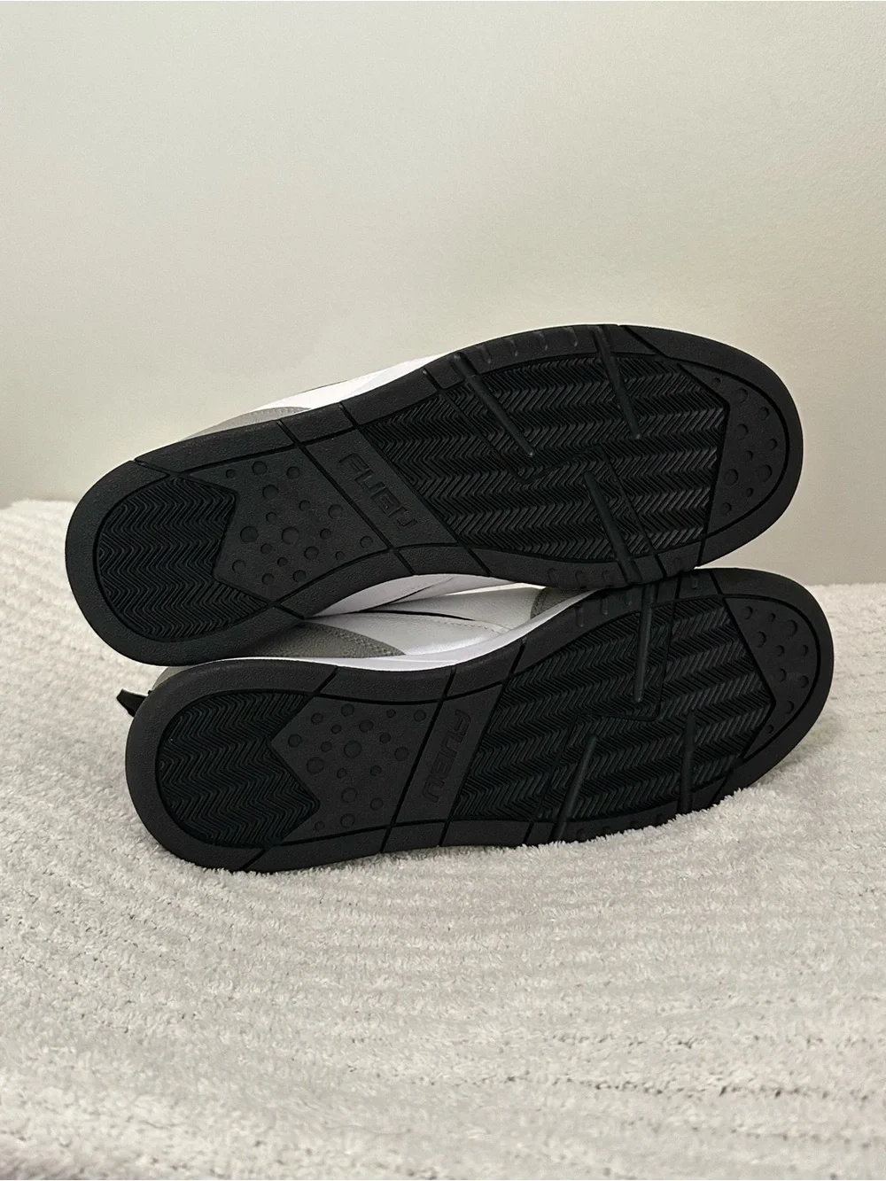FUBU White and Gray Retro Court Sneakers - Picture 11 of 12